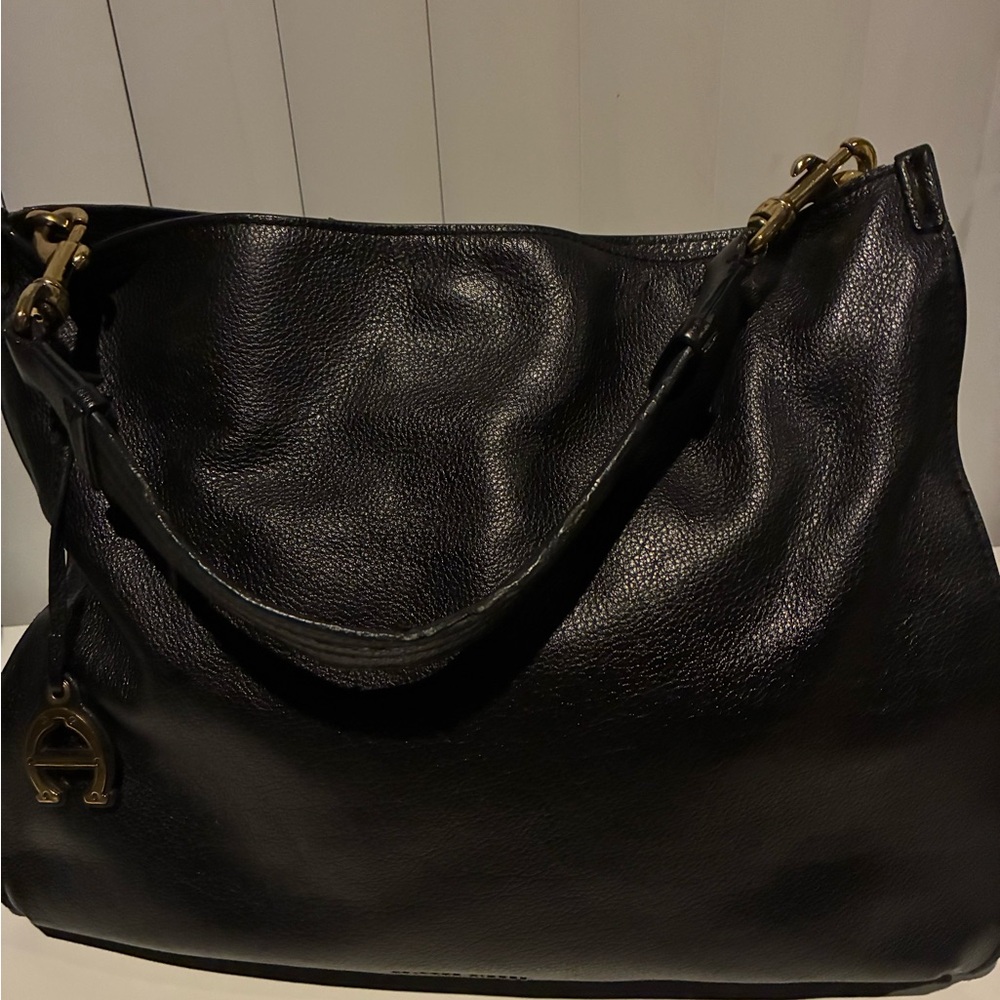 Large Etienne Aigner Black Shoulder Leather Bag